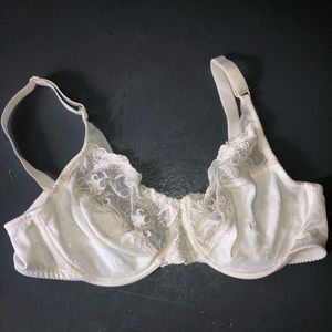 Wacoal 34D Unlined Underwire Lace Detail Bra